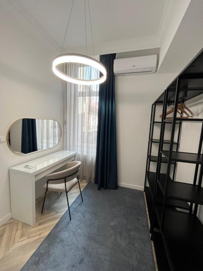 Central Gallery Apartment Дебрецен Экстерьер фото